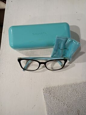 Tiffany & Co. Eyeglasses with Signature Blue Case
